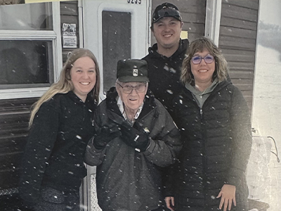 Imiage of Karolee Ondracek and Howie Haupt ice fishing