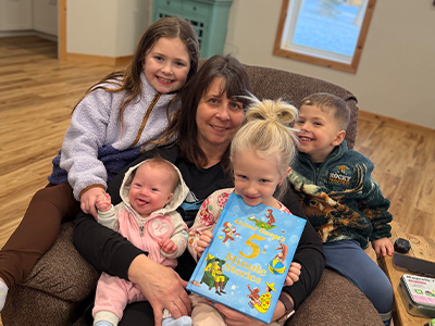 Image of Shawntil Knecht and grandchildren